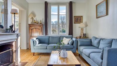 Maison bourgeoise - 311 m² - 8 pièces