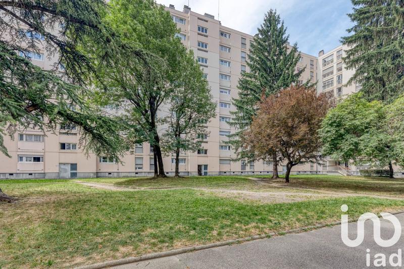 Appartement - 97 m² - 5 pièces