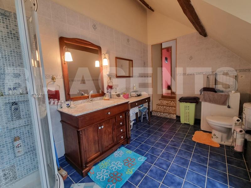 Maison ancienne - 111 m² - 5 pièces