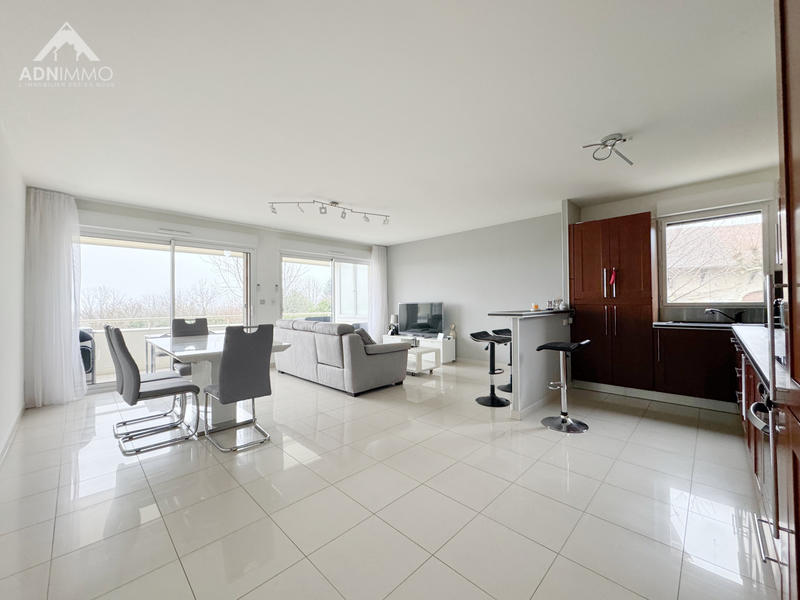 Appartement - 72 m² - 3 pièces