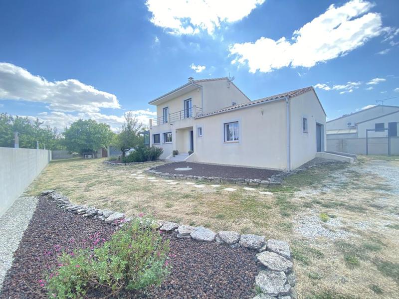 Villa - 140 m² - 5 pièces