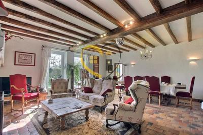 Maison de village - 180 m² - 6 pièces