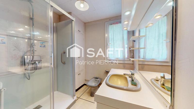 Appartement - 87 m² - 5 pièces