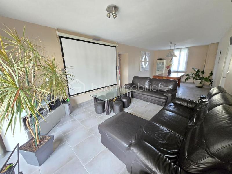 Maison en pierre - 400 m² - 14 pièces