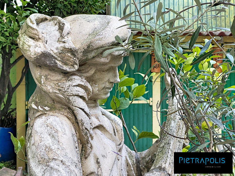 Appartement - 181 m² - 7 pièces