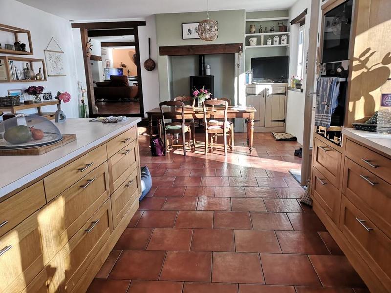 Propriété - 292 m² - 8 pièces