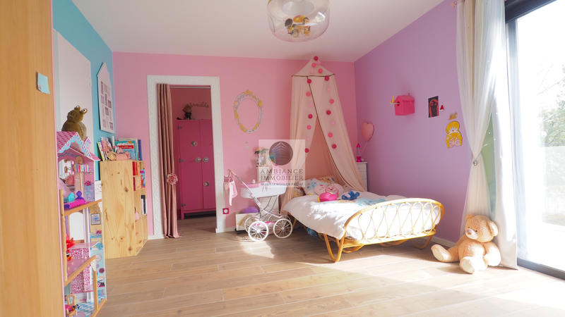 Maison - 166 m² - 6 pièces