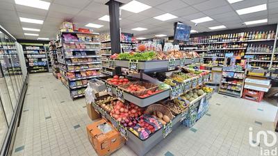 Local commercial - 150 m² - 4 pièces