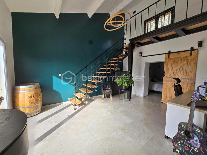 Propriété - 140 m² - 5 pièces