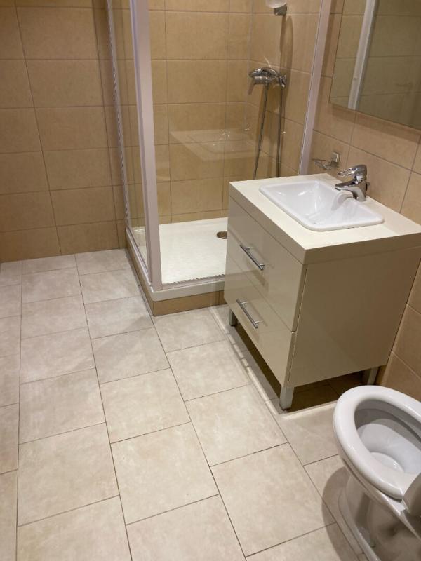 Immeuble - 225 m² - 18 pièces