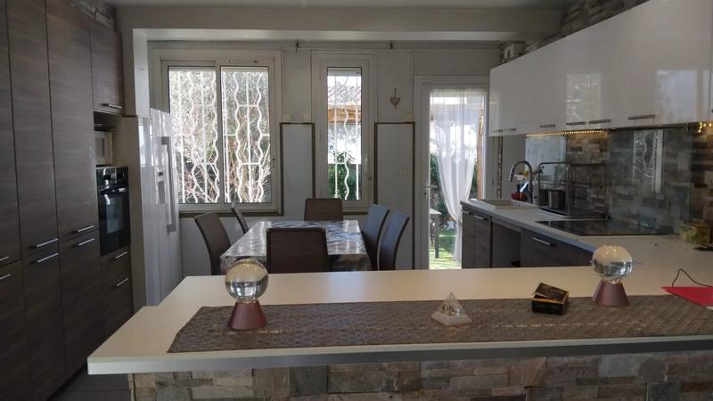 Maison - 196 m² - 6 pièces