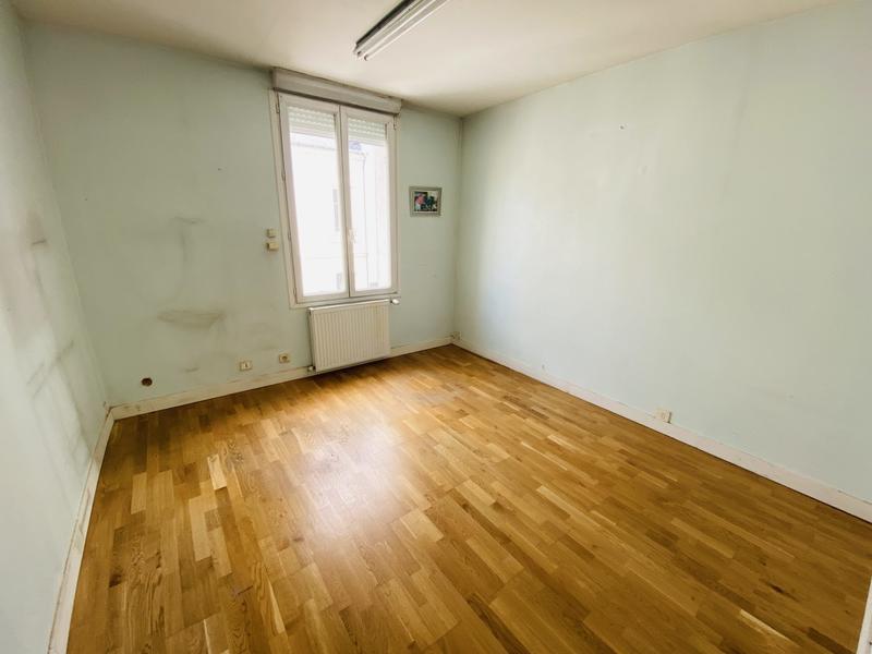 Maison traditionnelle - 162 m² - 7 pièces