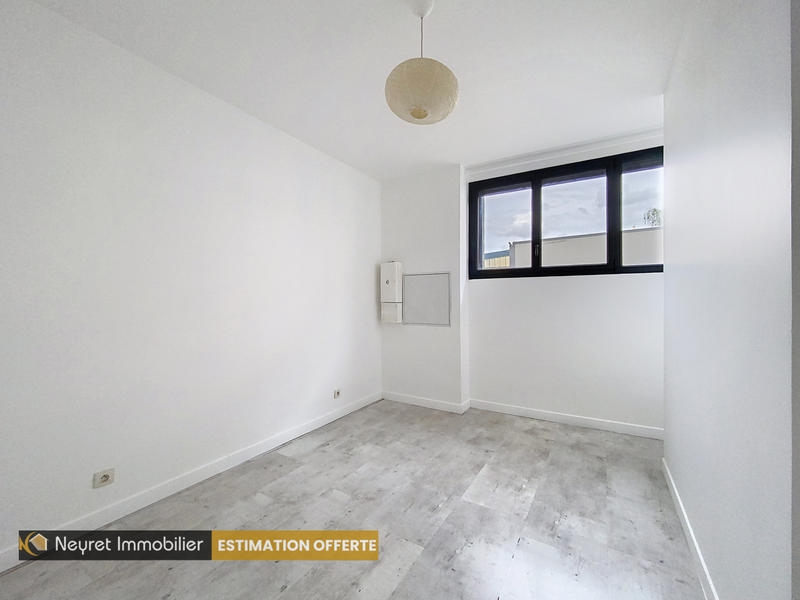 Appartement - 79 m² - 3 pièces