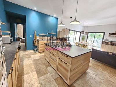 Villa - 130 m² - 4 pièces