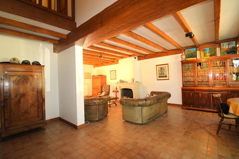 Maison - 162 m² - 7 pièces