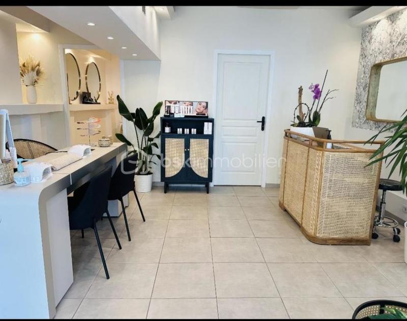 Divers - 52 m² - 4 pièces