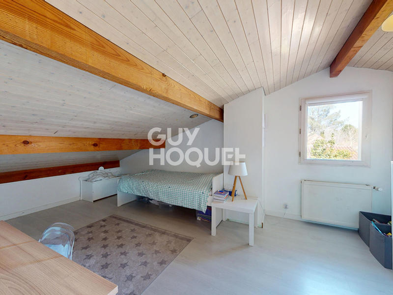 Maison - 137 m² - 5 pièces