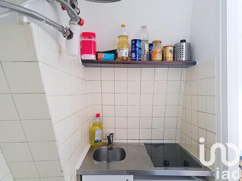 Studio - 9 m² - 1 pièce