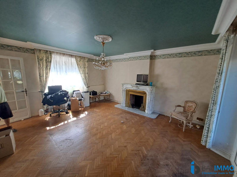 Maison - 200 m² - 10 pièces