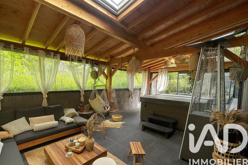 Maison - 143 m² - 5 pièces