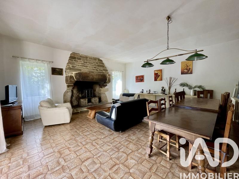 Maison - 254 m² - 7 pièces