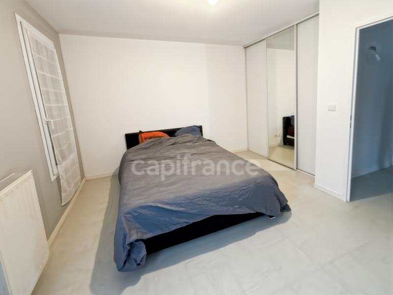 Maison - 92 m² - 5 pièces