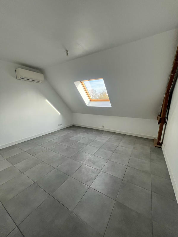 Maison - 101 m² - 6 pièces