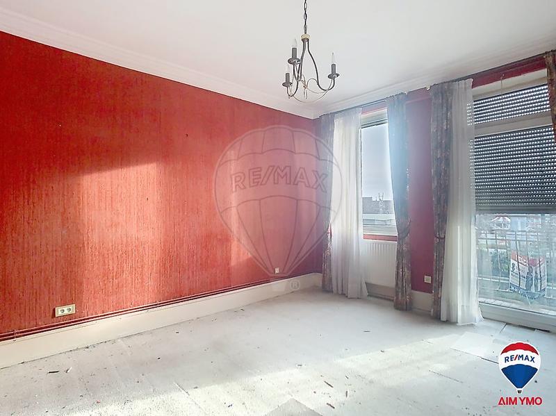 Appartement - 126 m² - 6 pièces