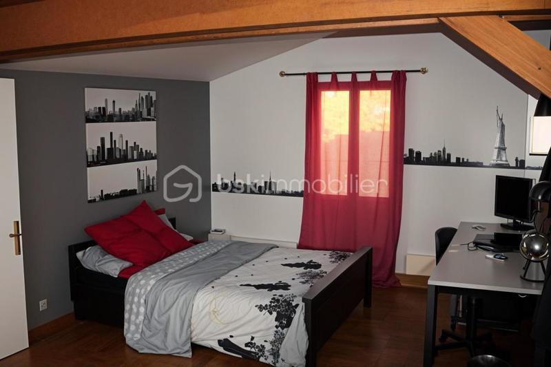 Propriété - 380 m² - 12 pièces