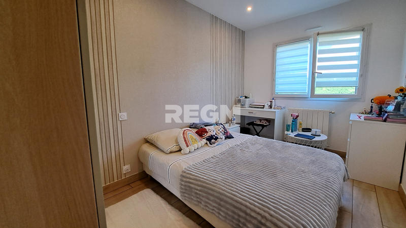 Maison - 180 m² - 6 pièces