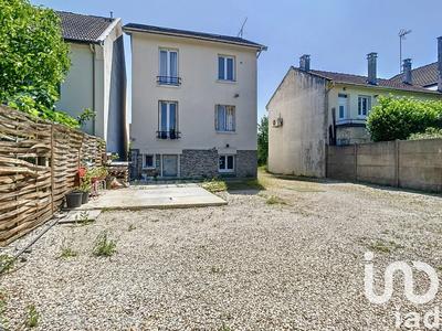 Maison - 125 m² - 5 pièces