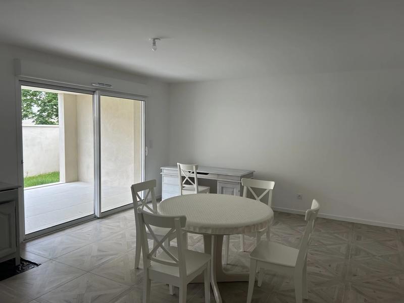 Appartement - 87 m² - 3 pièces