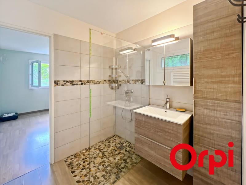 Maison - 143 m² - 6 pièces