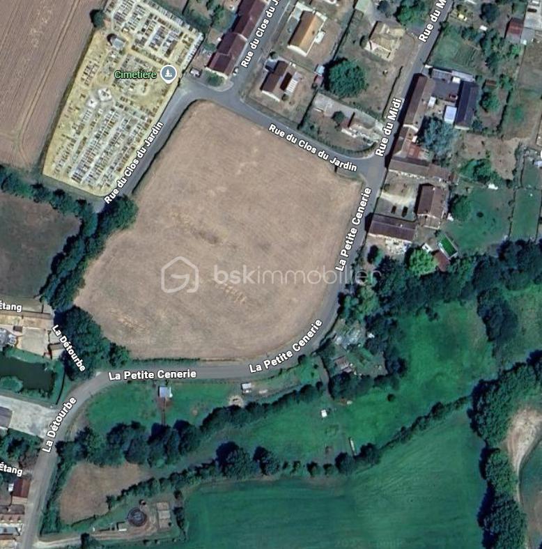 Terrain constructible - 11 825 m²