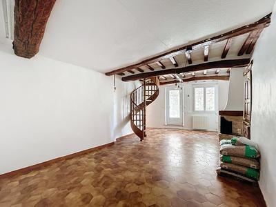 Maison - 85 m² - 5 pièces