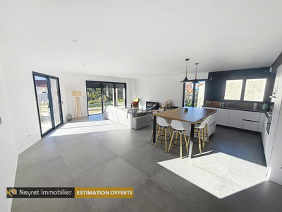 Villa - 132 m² - 6 pièces