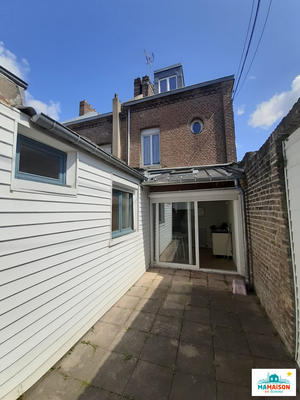 Maison - 102 m² - 5 pièces