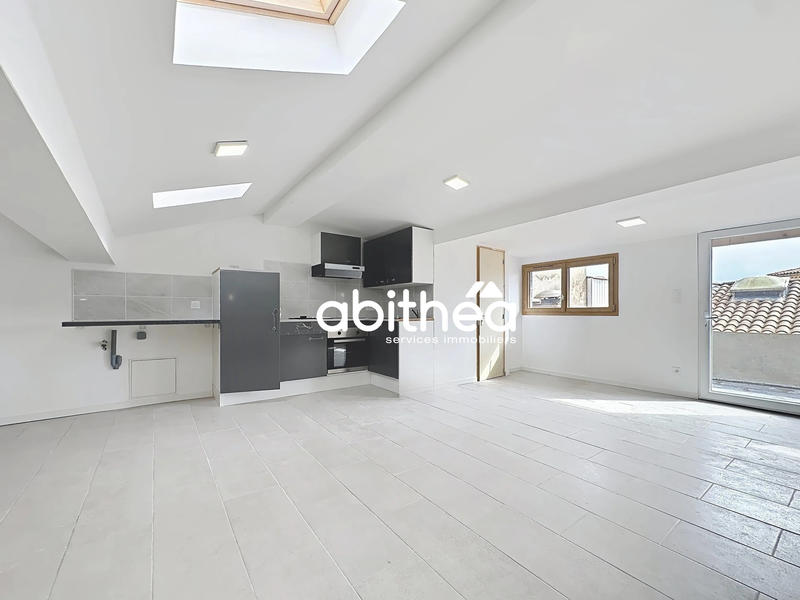 Appartement - 110 m² - 4 pièces