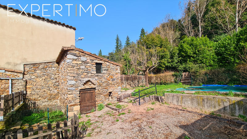 Maison de village - 165 m² - 8 pièces