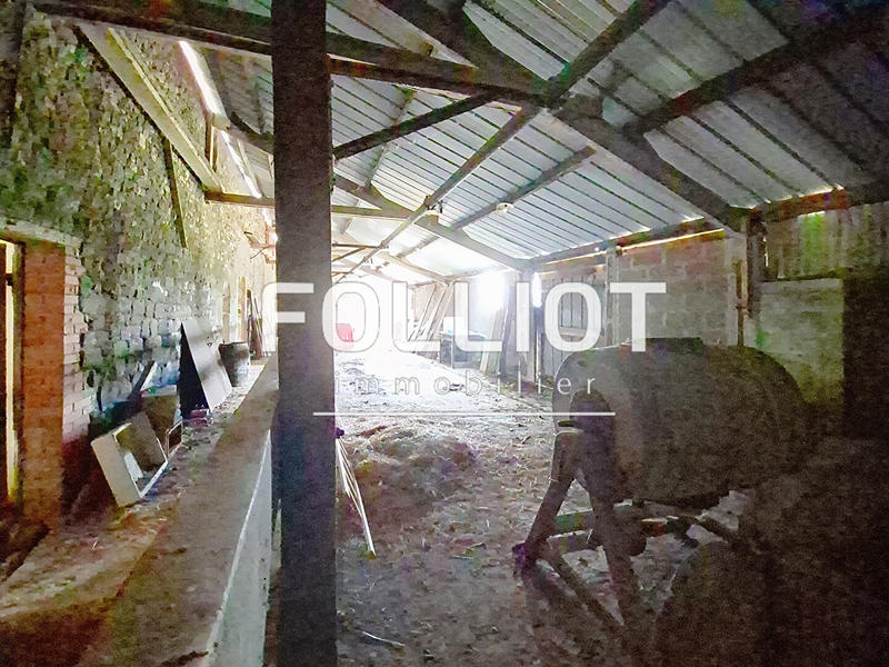 Maison - 200 m² - 2 pièces