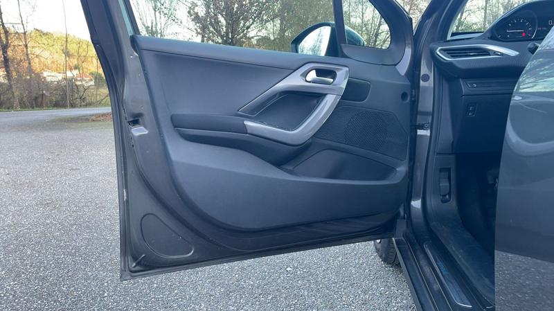 Peugeot 2008 1.2 PureTech 82 Style