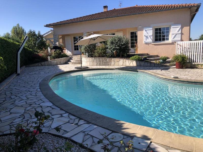 Propriété - 125 m² - 4 pièces