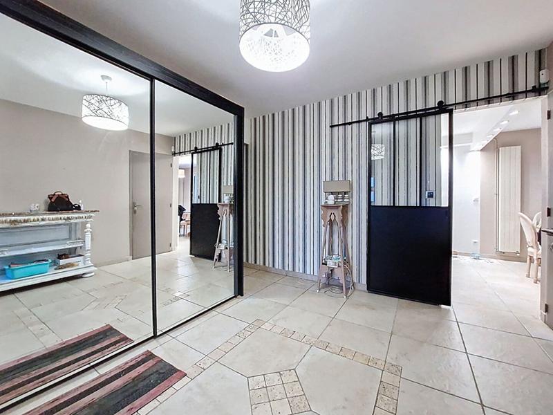 Maison - 170 m² - 6 pièces