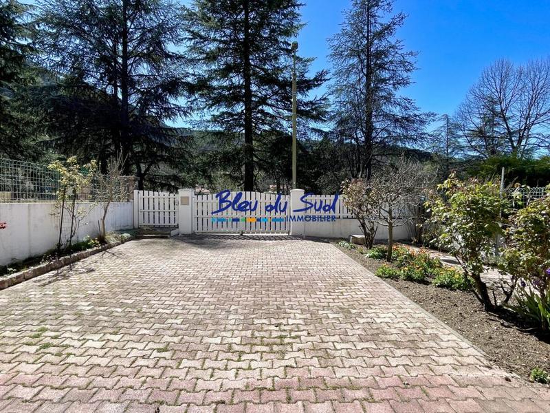 Maison - 106 m² - 4 pièces