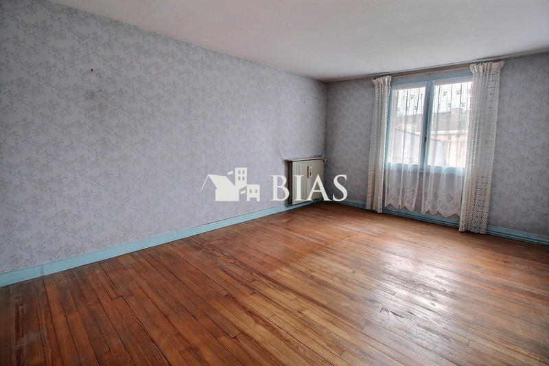 Maison - 96 m² - 5 pièces