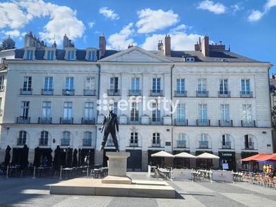 Appartement - 135 m² - 5 pièces