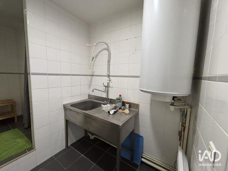 Local commercial - 566 m²