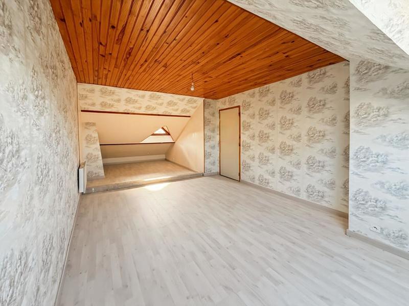 Maison - 142 m² - 6 pièces