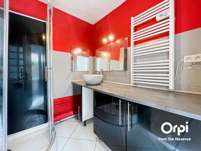 Maison - 142 m² - 6 pièces