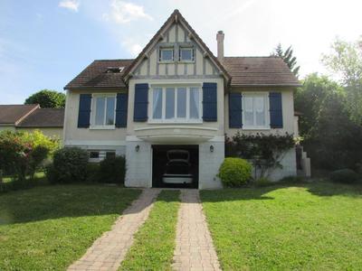 Maison - 106 m² - 5 pièces